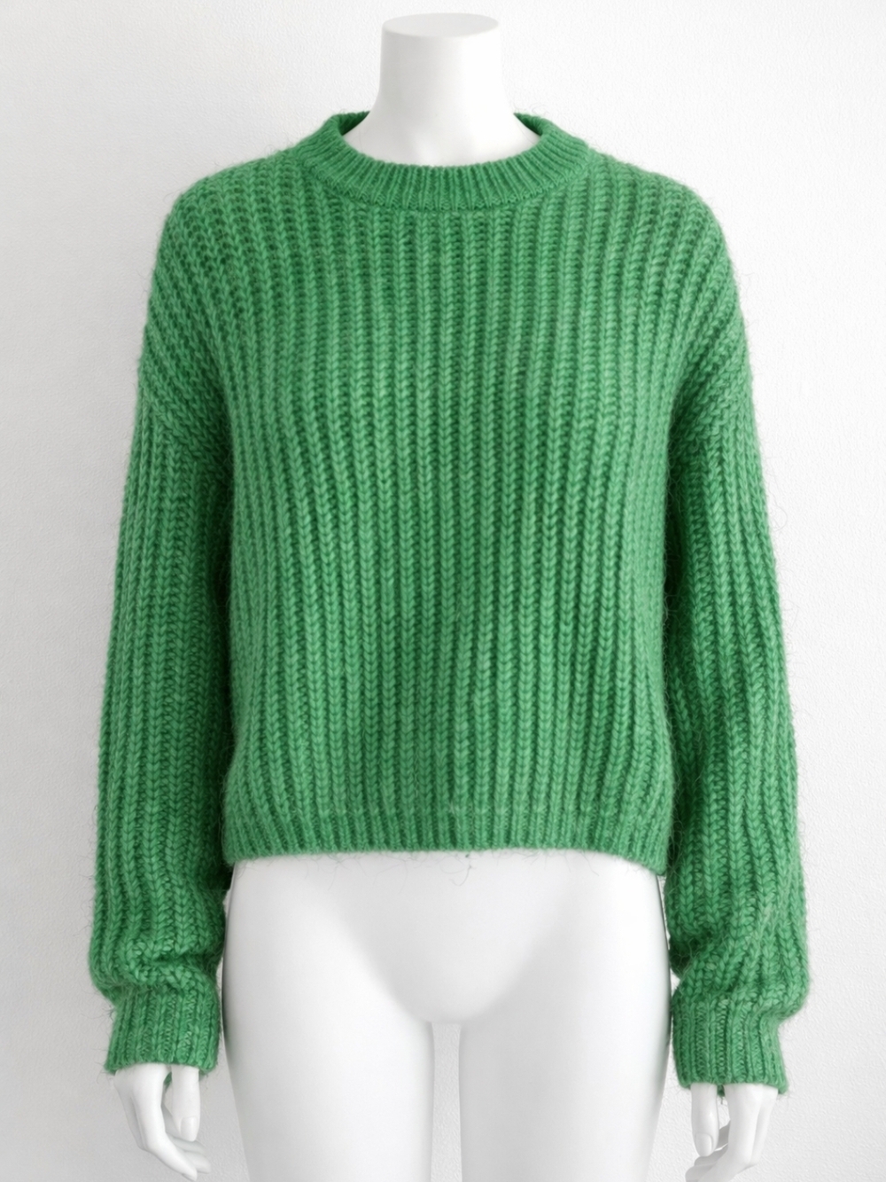Fresh Pop of Green 🌿 Cropped Cozy Knit Sweater